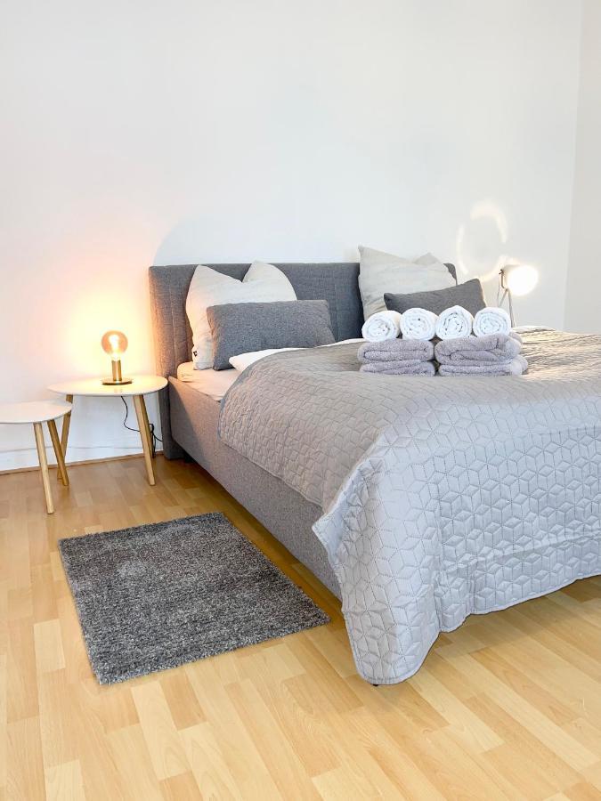 Charmante Ferienwohnung Mit Terrasse Im Herzen Von 노르덴 외부 사진
